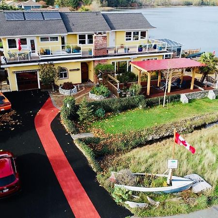 Birds Of A Feather Victoria Oceanfront Studio Suites Colwood Zewnętrze zdjęcie